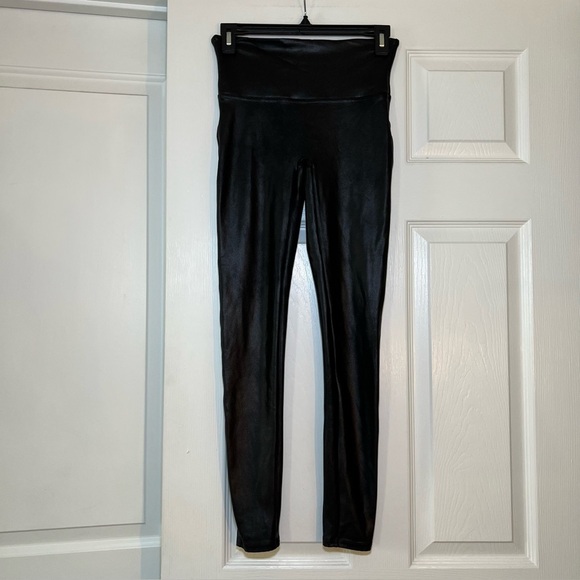 Spanx Black Faux Leather Leggings Medium - Picture 1 of 8